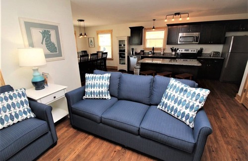South Nags Head Cottage | Whalebone Oceanfront 3 Bedroom Cottage C