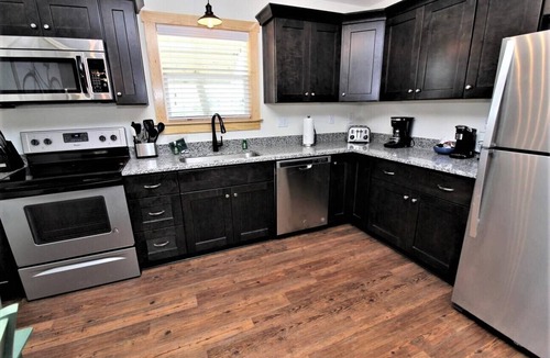 South Nags Head Cottage | Whalebone Oceanside 3 Bedroom Cottage A