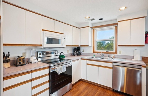 Whalehead Beach House | Whalehead with a Pool!