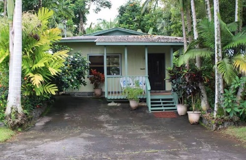 Hilo Apartment | When you're ready to get away.