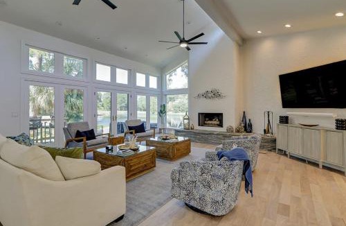 South Beach House | Whispering Palms