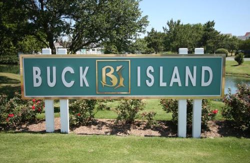 Buck Island House | White Dolphin Right