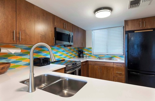 Kahaluu Bay Condo | White Sands Village Oceanfront