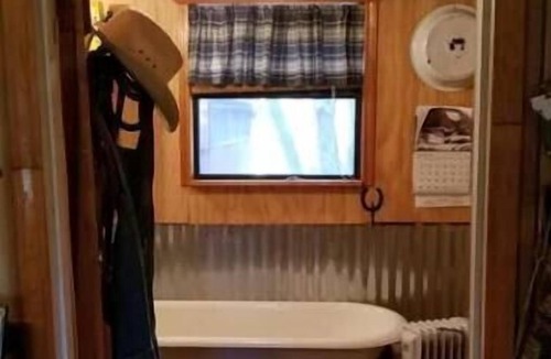 Bryan Cabin | WHITLOCK CABIN