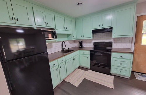 Washington House | Whole House - 3 Bedroom