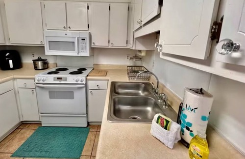 Garden City House | Whole House-Near Airport, Beaches & Downtown Savannah