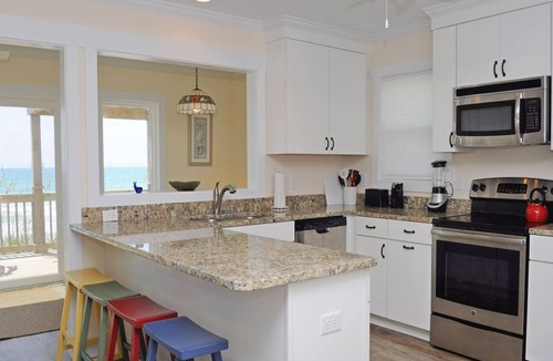 Surf City House | Wholly Mackerel - Oceanfront, 2 Bedroom, Adorable Cottage in Surf City! Dog
