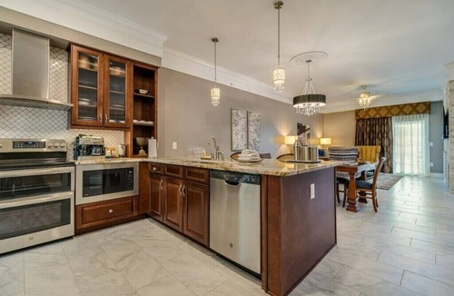 Stonehouse Resort | Williamsburg Virginia Charming 2-bedroom Villa Resort -an IHG Holiday Inn Resort
