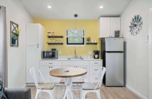 Fredericksburg House | Winecup Cottage