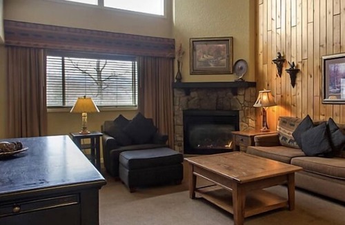Tynecastle Resort | Winter get-away in charming 2-bedroom loft in beautiful Banner Elk.