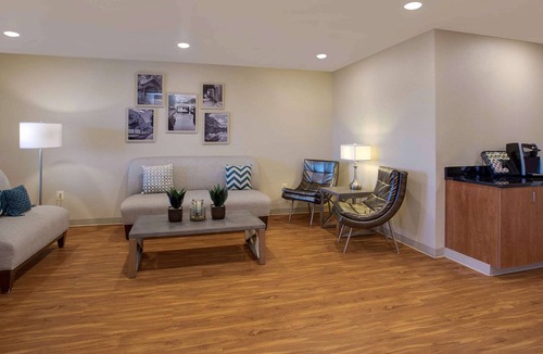 Frederick Hotel | WoodSpring Suites Frederick I-70