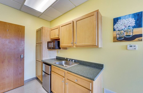 New Kensington Apartment | Work, Play & Explore: 9-Unit New Kensington Base