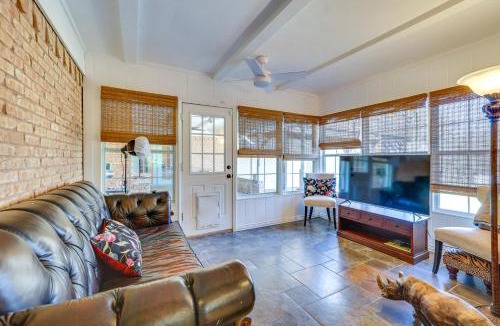 Sunnyvale Apartment | Work & Unwind, Stylish Sunnyvale Retreat!