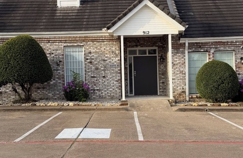 Central Arlington Apartment | World Cup Getaway – Cozy & Convenient