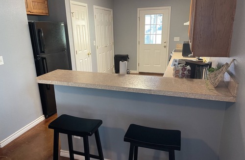 Stephenville House | Would you love to grill out at the Burger and Frey St House?