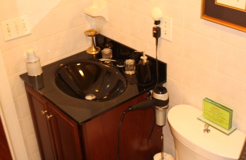 North Charleston Apartment | WOW! THE BEST PRICE IN CHARLESTON! NOT A SHARED RESIDENCE! VERY PRIVATE!