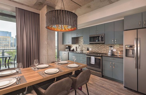 Clarksville Condo | Wyndham Austin Resort | 2BR/2BA Balcony King Suite