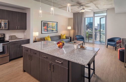 Clarksville Condo | Wyndham Austin Resort | 2BR/2BA Balcony King Suite
