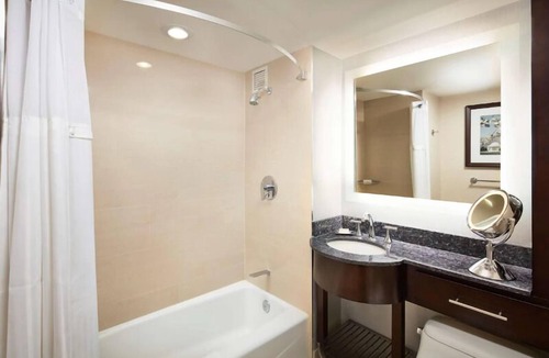 Dupont Circle Hotel | Your Home Away From Home! Pets Allowed, Outdoor Swimming Pool!