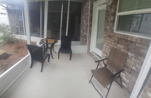 Freeport House | Your luxury suite in Choctaw Beach!
