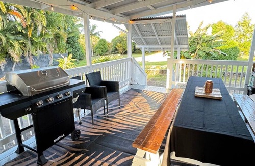 Hilo House | Your Perfect Hilo Homebase - Sleeps 9 with AC