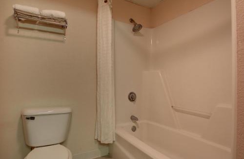 Baxley Hotel | YurZzz Inn