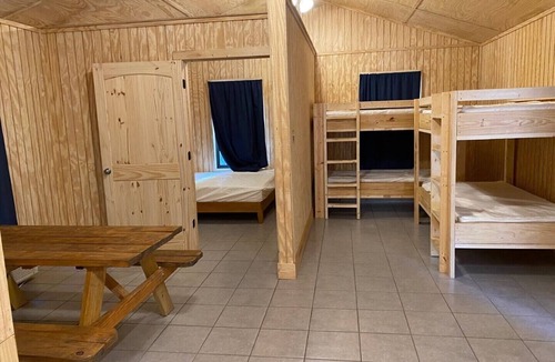 Utopia Cabin | Zubers - CA -L Cabin L