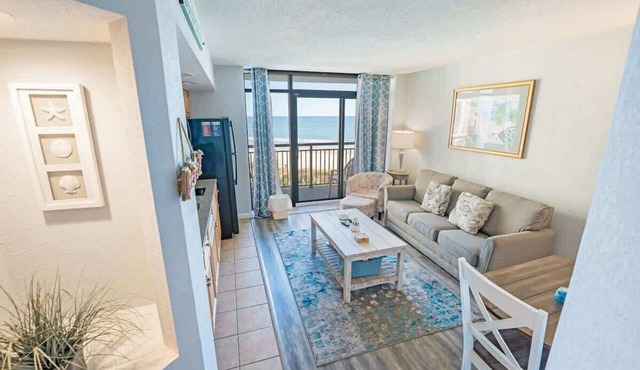 1 BR at Beach Cove Resort,Pools, Direct Oceanfront