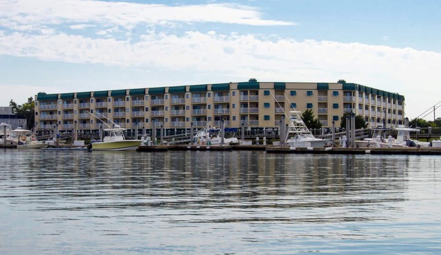 111 Bay Creek Villa | 1st Floor Villa | Panoramic Creek, River & Marina Views | Communal Pool