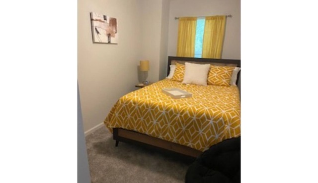 1bd, 1ba Beautifully Renovated in Townhome