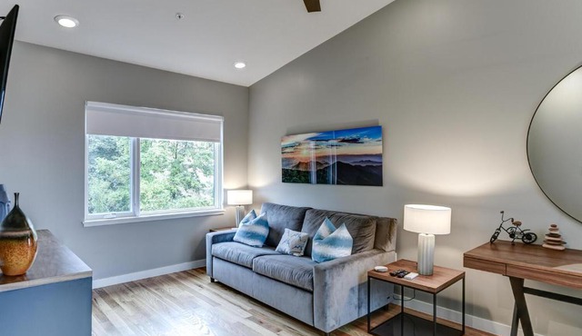 239 South Slope Beauty
