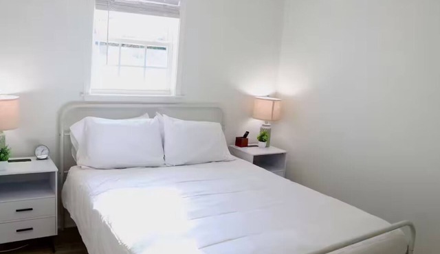 2BR Duplex - Off of I-95- Carolina Outlets - Holiday Home