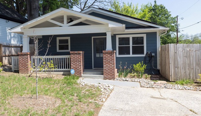 2BR Durham/West End House with Spare Room