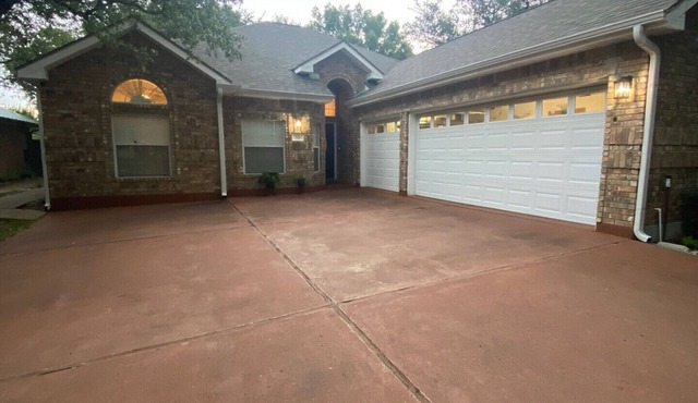 3-bedroom Delaware Springs Home in Burnet Tx.
