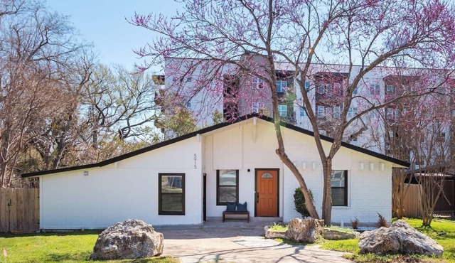 3BR Family Home near SoCO, Barton springs Pool❤️Minutes to Downtown, Moody
