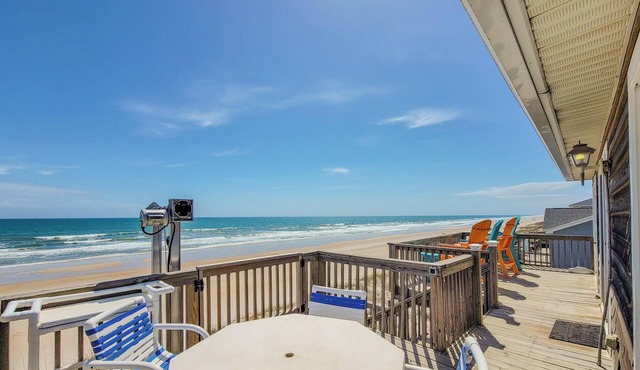 A Serenity By The Sea – Fetch the Waves!