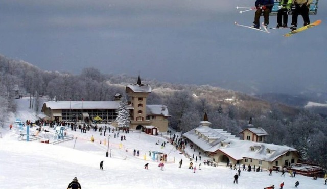 Adventure Awaits! Hike, ski, bike, golf & relax!