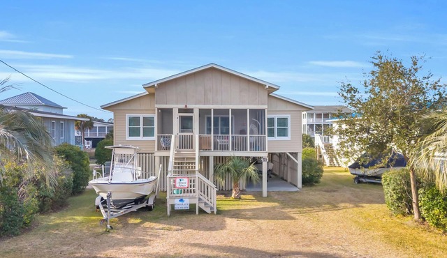 Almost Abaco Creekfront home on canal of South Litchfield