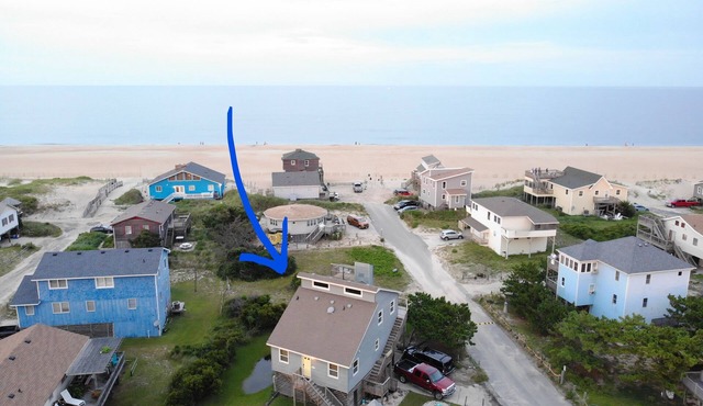 ⚓️AUG 8-22 DISCOUNT! PRIVATE STREET & AMAZING OCEAN VIEW! STEPS FROM THE BEACH!