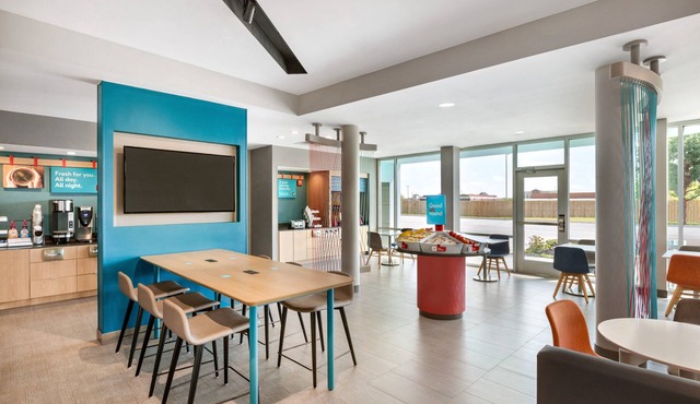 avid hotel Fort Worth Downtown by IHG