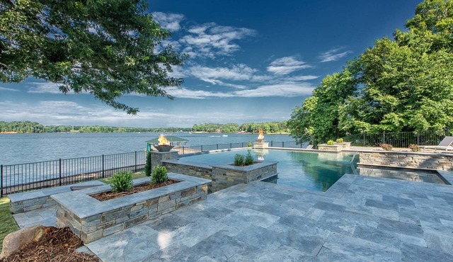 Azalea Retreat | Pool | Pickleball | Game Room | Sleeps 34