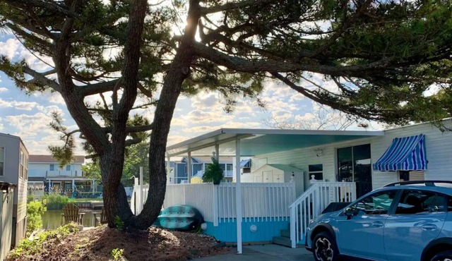 Beach retreat! Family fun! Use our bikes, boats and fishing poles, Free!