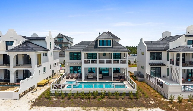 Beachfront NEW BUILD, Sugar Sands Mexico Beach, Private Pool & Hot Tub