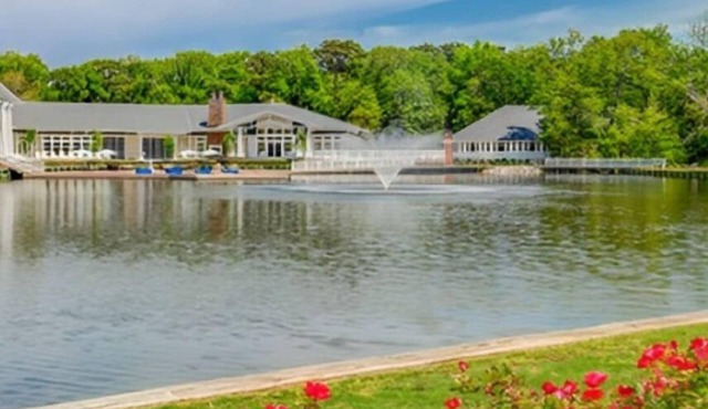 Beachwoods 2 bedroom · Outer Banks of N.C. Spacious Two Bedroom.