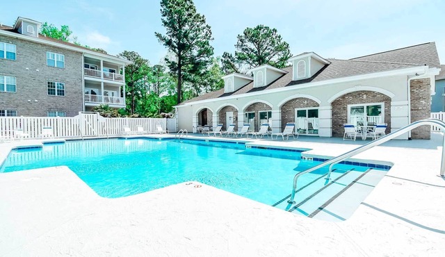 Beautiful 3-Bed 2 bath condo near the beach n Golf