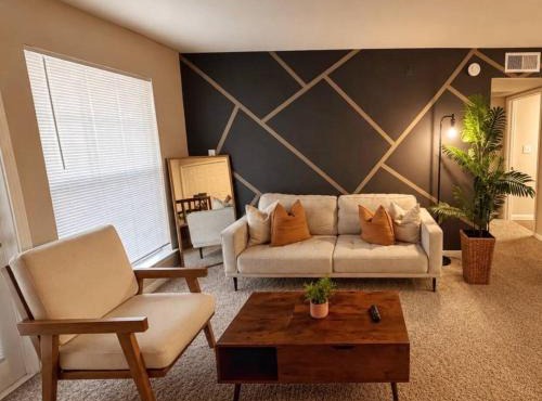 Beige 1Bed 1Bath NRG at 5 min walk Free Parking