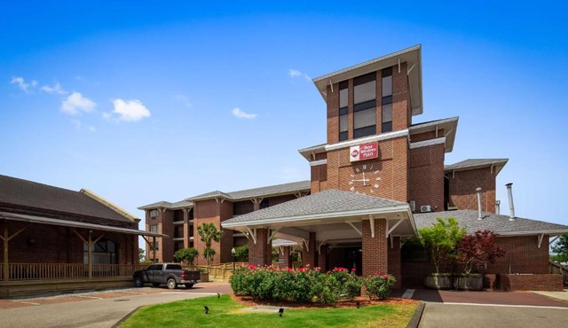 Best Western Plus Coastline Inn