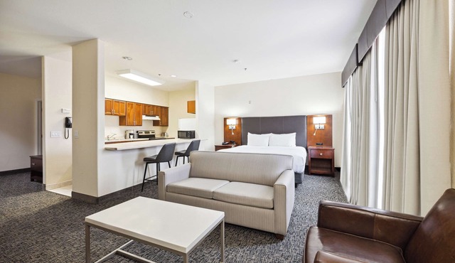 Best Western Plus Downtown Inn & Suites