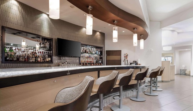Best Western Premier Bryan College Station