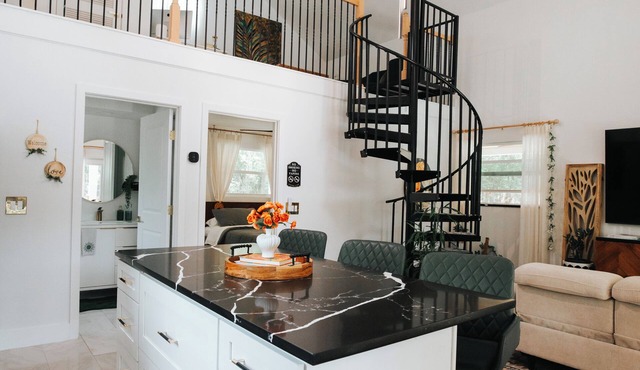Boho Luxury Retreat near Winter Garden & Disney - Game Room & Statement Kitchen